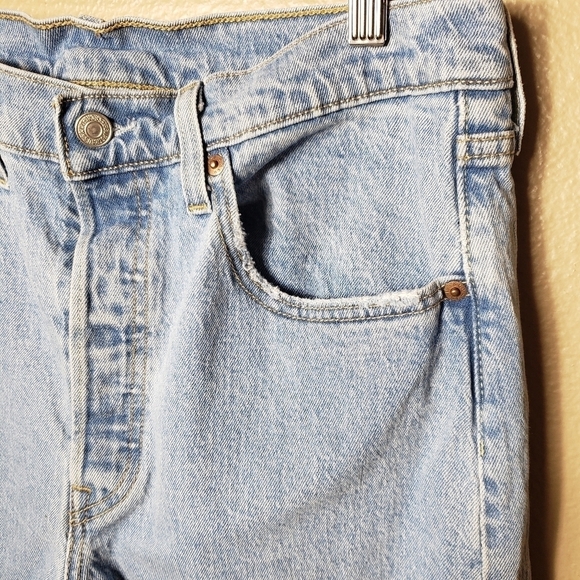 Levis 501 Womens Button Fly Light Wash Raw Hem Skinny Jeans-Size 31 - Picture 5 of 12